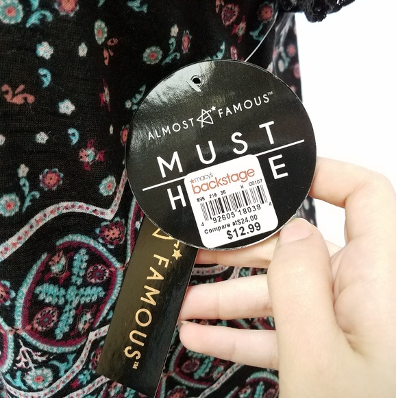 NWT Fancy Floral Lace Design Blouse Top ♡ - Picture 5 of 6